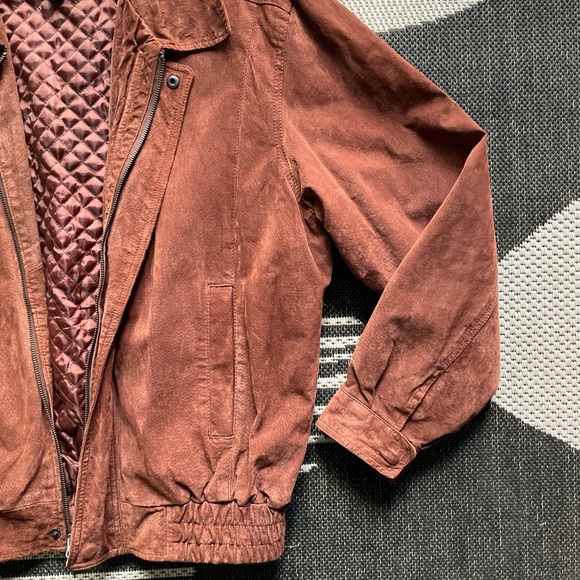 AMERICAN VINTAGE 80s/90s - Suede Mahogany Bomber Jacket - Picture 4 of 8